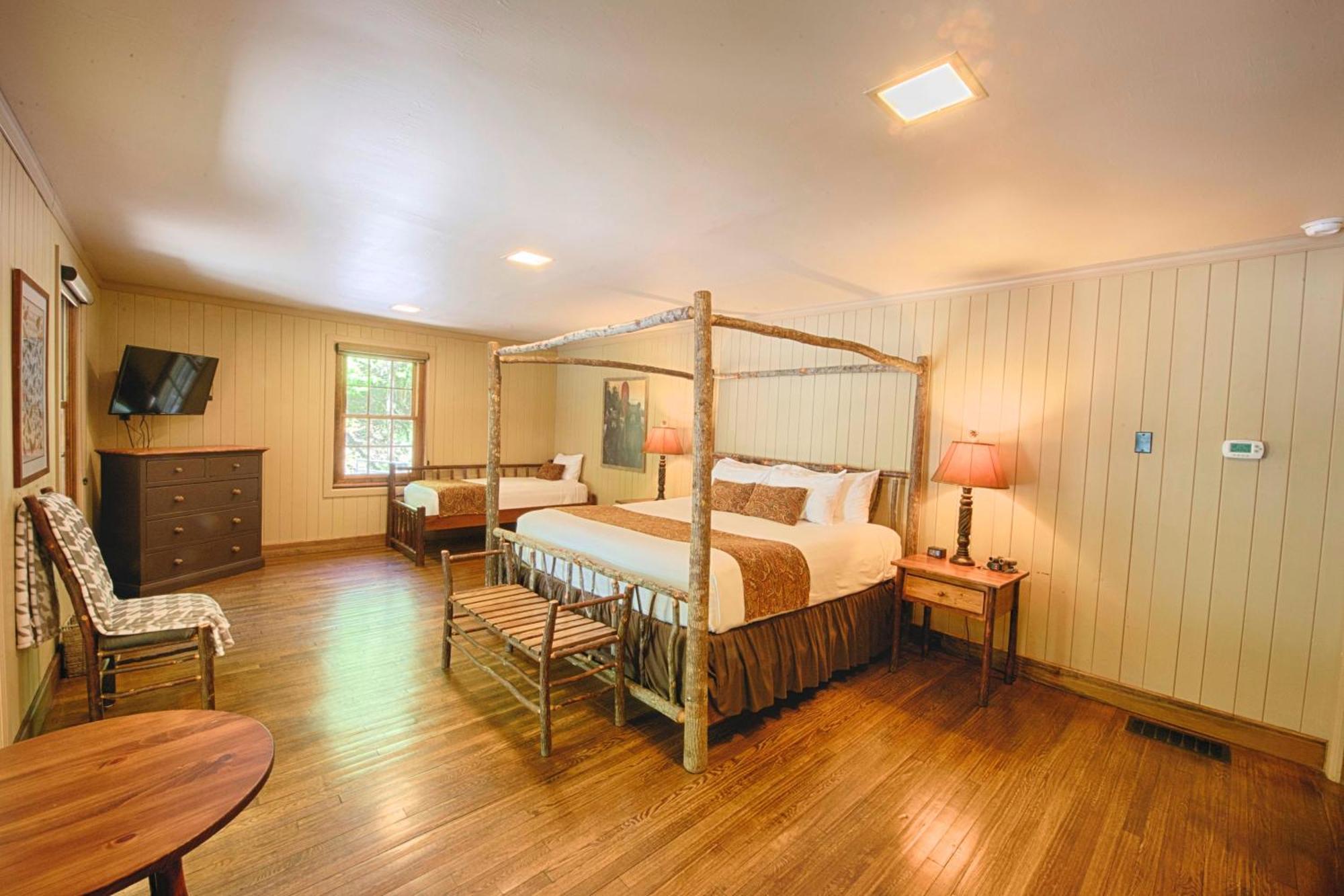 Historic Tapoco Lodge Resort Exterior photo